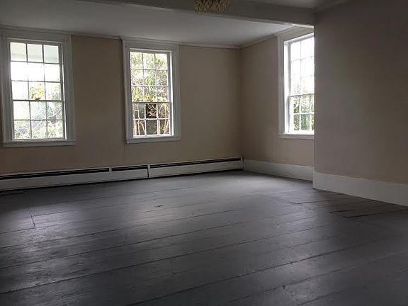 4th image of 821 Broadway