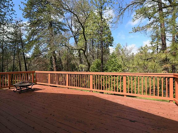 5th image of 19324 Pine Mountain Dr Unit 1