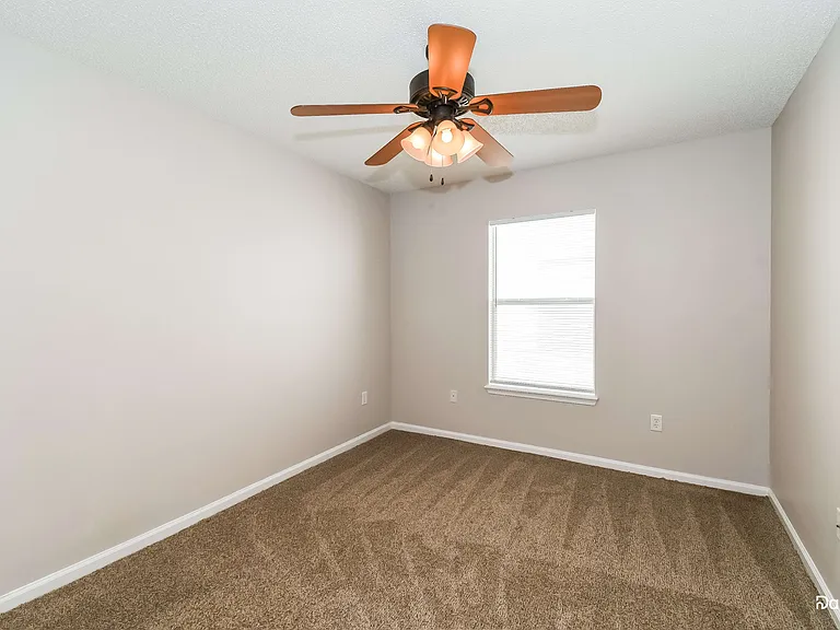 12579 W Woodfield Cir — Photo 9