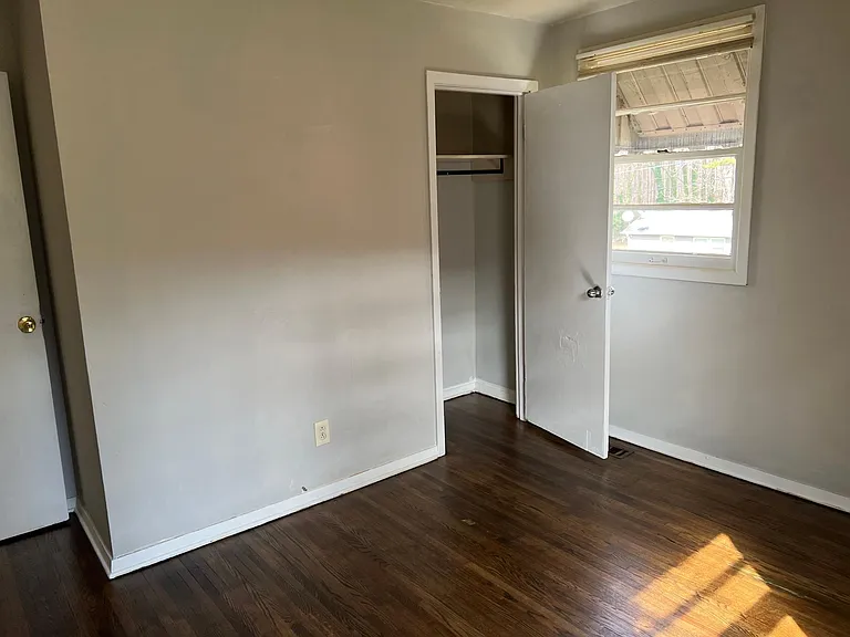471 Cologne Dr SE — Photo 7