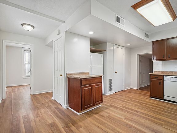 2nd image of 7405 Columbia Ave APT 1