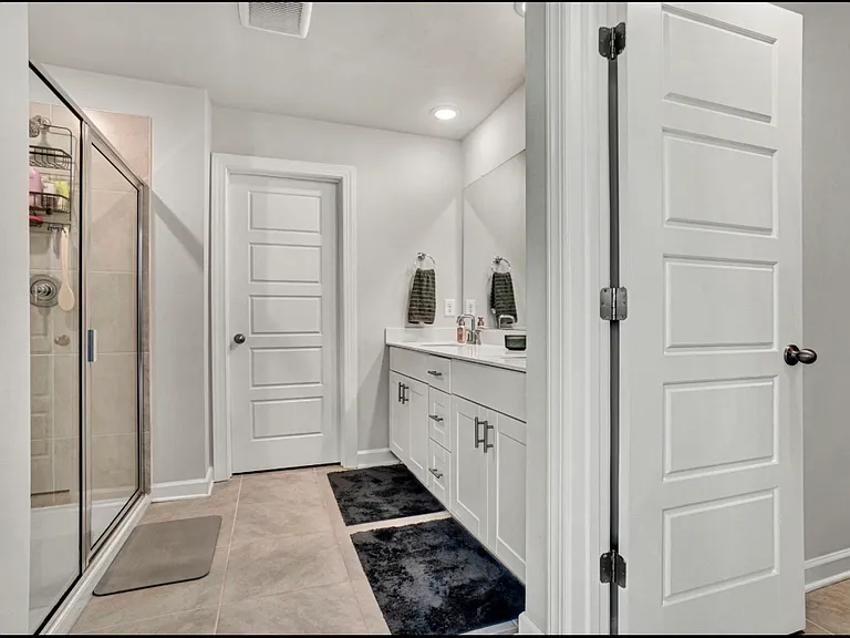 738 Treeline Rd — Photo 4