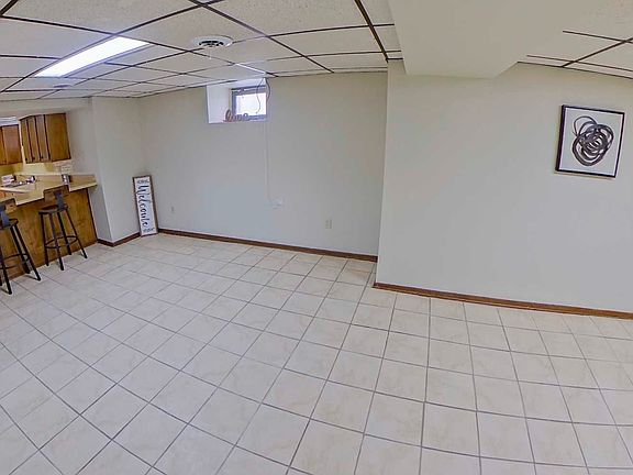 3rd image of 1014 Bluemont Ave APT 3