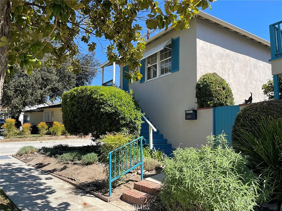 1104 Graynold Ave