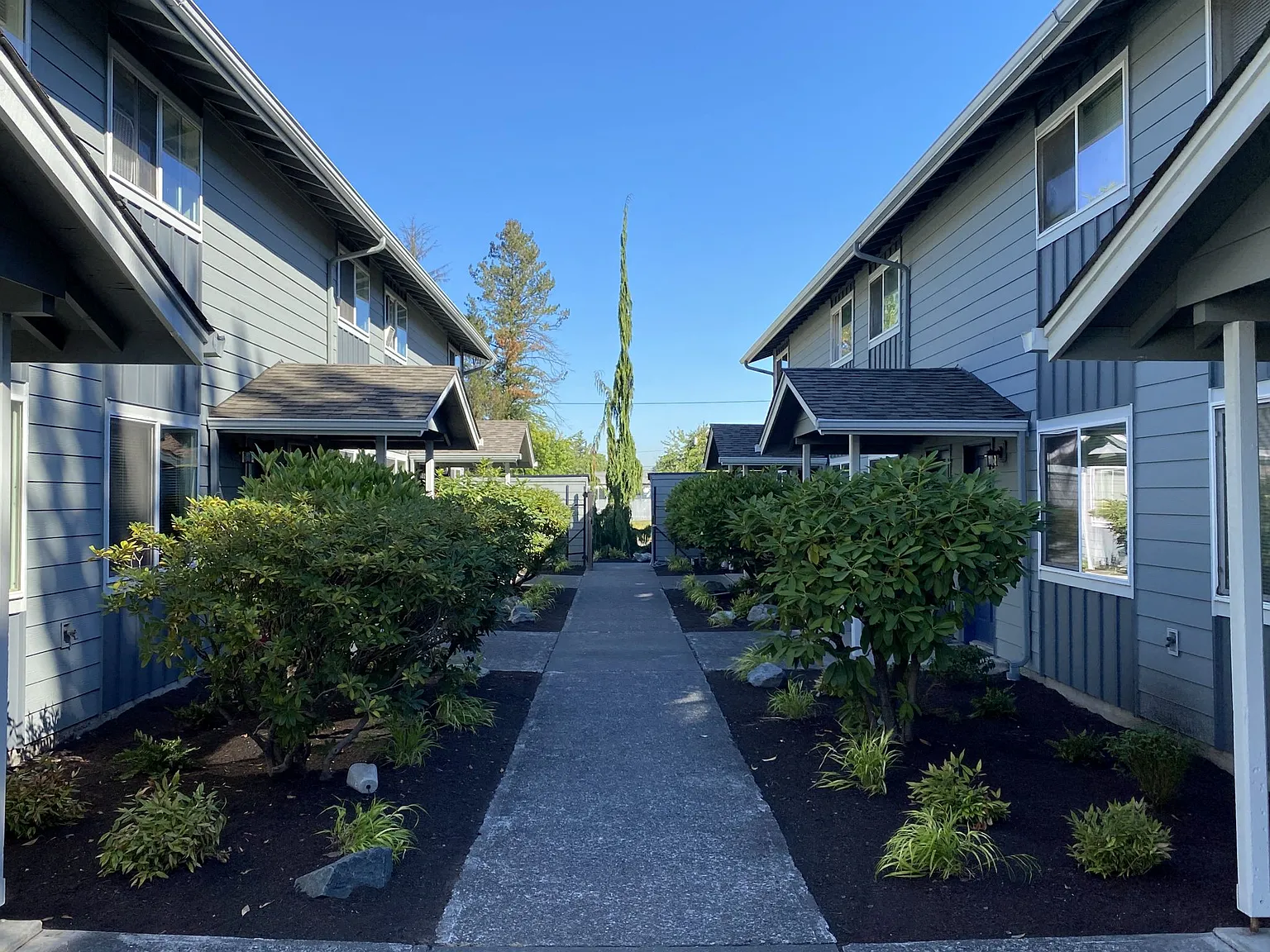 Station Place Townhomes — Photo 3