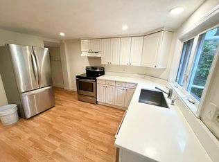 16 Greenwich St #1, Boston, MA 02120