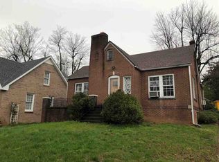 221 Forest Cir, Paducah, KY 42001