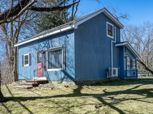 87 Chapel St, Northampton, MA 01060