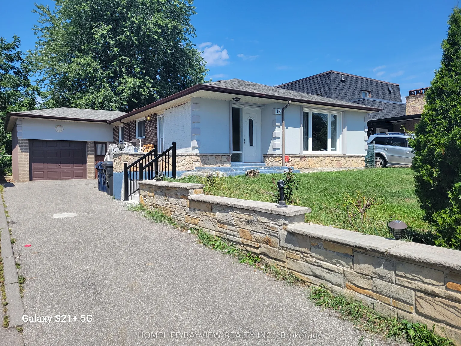 3 bed, $3,000 — Photo 1