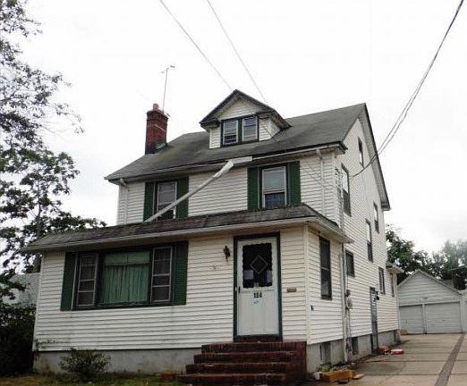 2nd image of 184 Windsor Pkwy