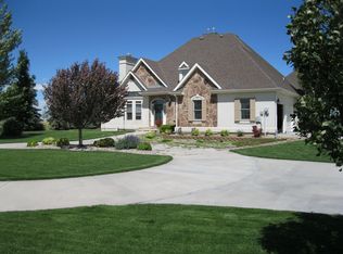 10355 Wind Dancer Rd, Cheyenne, WY 82009