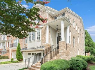 988 Emory Parc Pl, Decatur, GA 30033