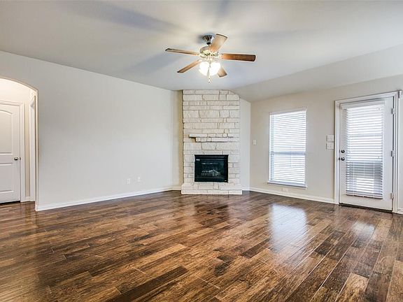 5th image of 3401 Daylight Dr