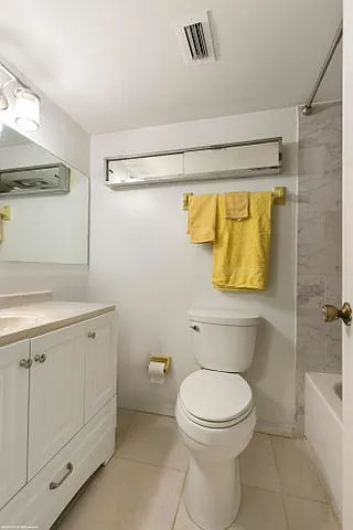 12005 Poinciana dr — Photo 3