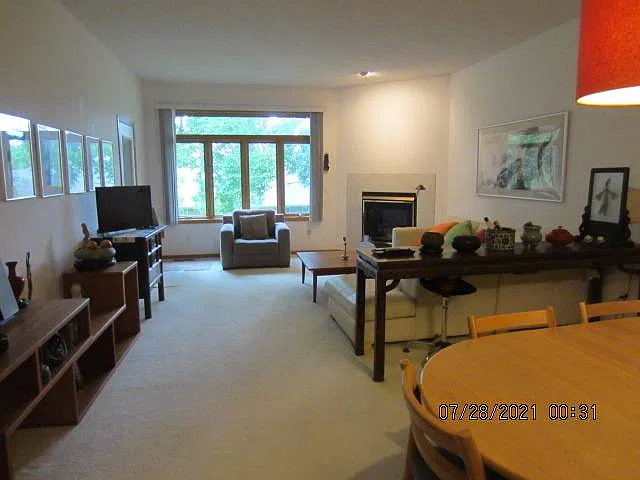 2766 - Dining Area to LR_08242021