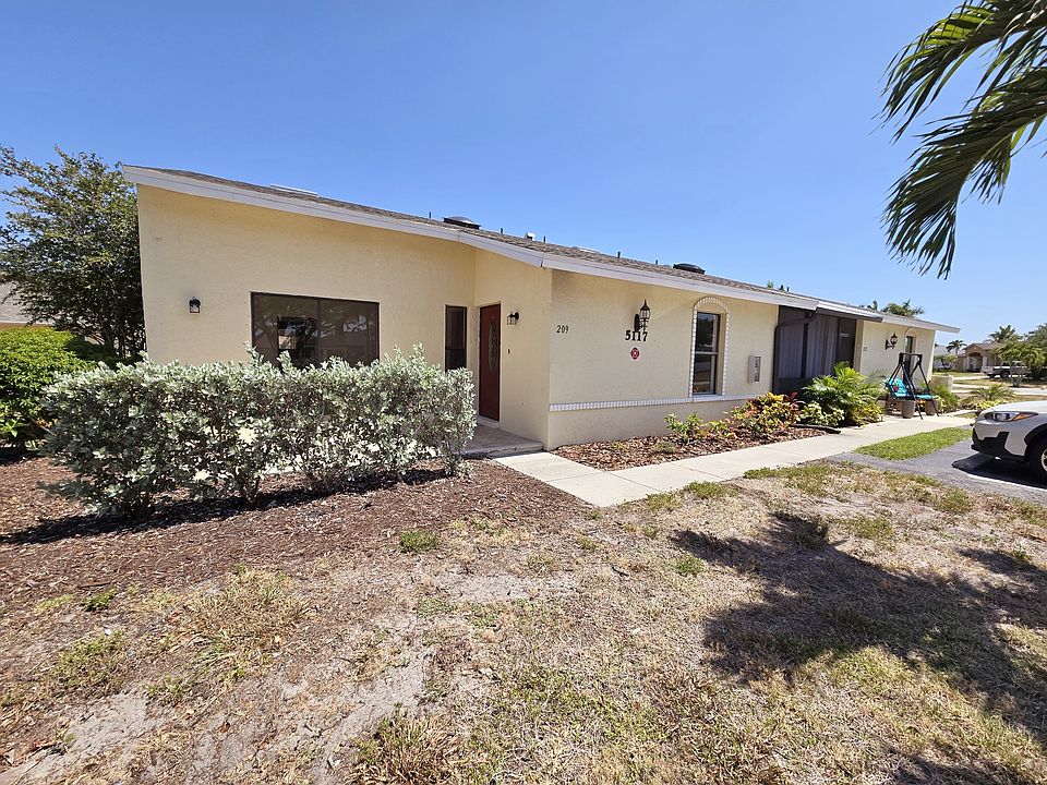 1st image of 5117 SW 15th Pl #209-1