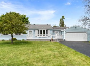 570 Wildbriar Rd, Rochester, NY 14623