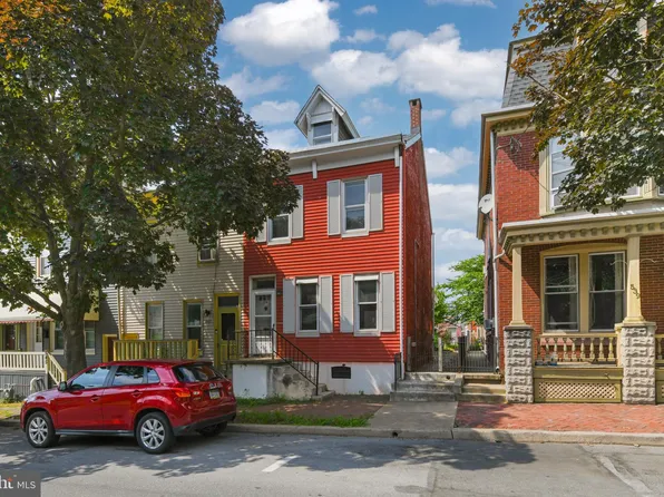 541 Franklin St, West Reading, PA 19611