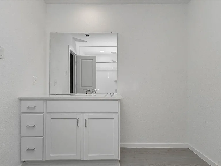 1631 Country View Dr — Photo 13
