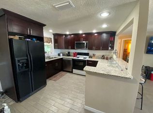 1037 Classic Dr, Holiday, FL 34691
