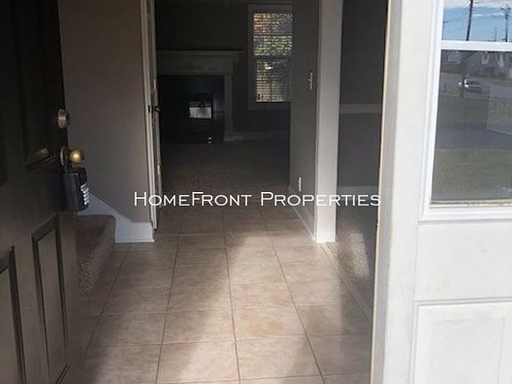 5th image of 927 General Barksdale Dr
