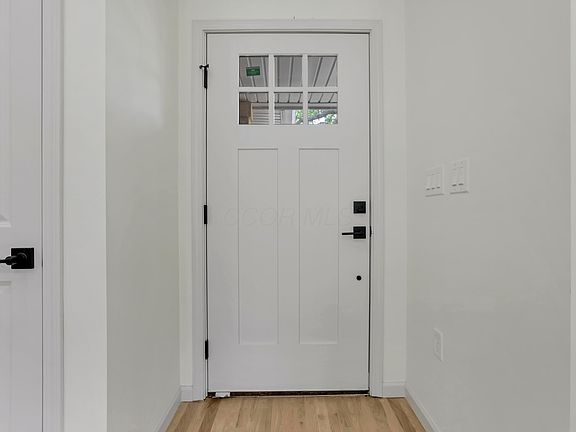 5th image of 1285 Kingsgate Rd
