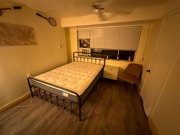 5th image of 1335 40th St Unit 1