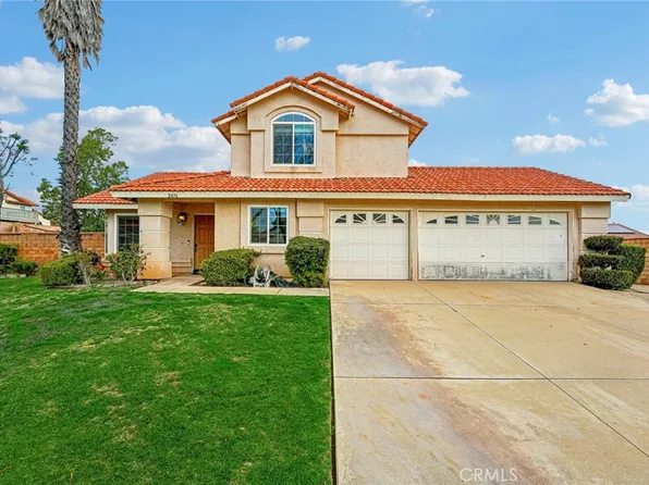 2476 W Via Bello Dr, Rialto, CA 92377