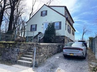 664 S 3rd Ave, Mount Vernon, NY 10550