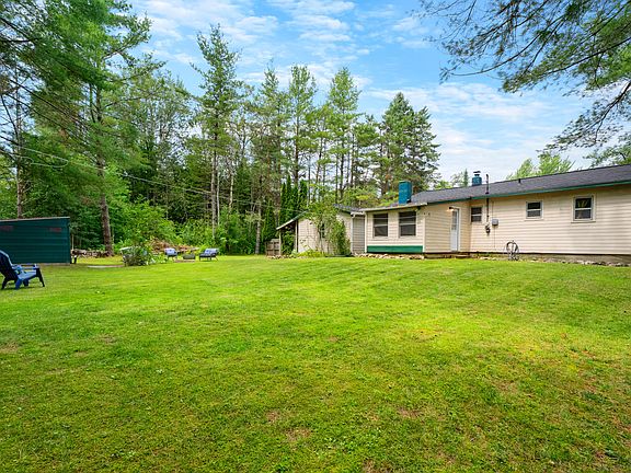 2nd image of 1115 Meyers Rd