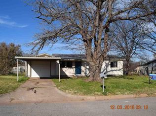 122 James Dr, Iowa Park, TX 76367