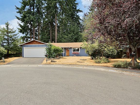 2nd image of 10924 NE 117th Pl