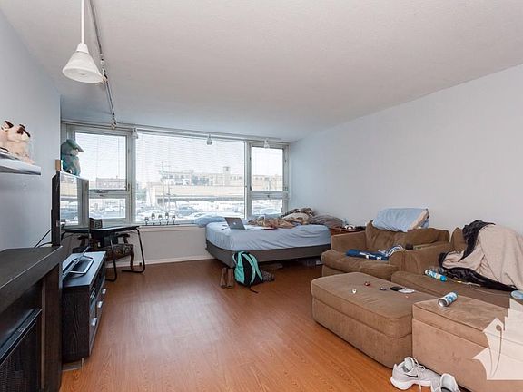 3rd image of 2728 N Hampden Ct APT 1308