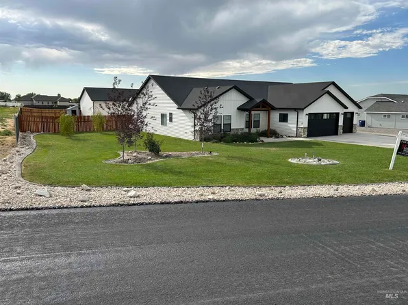 3837 N 2469 E, Filer, ID 83328