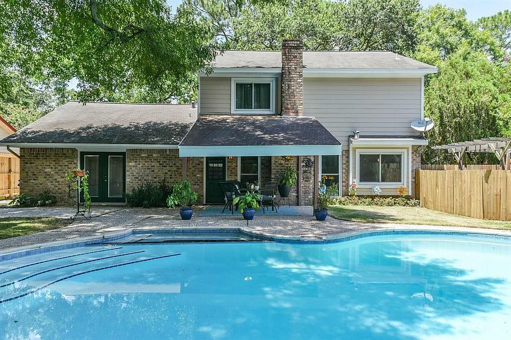 12631 Westmere Dr, Houston, TX 77077 | Zillow