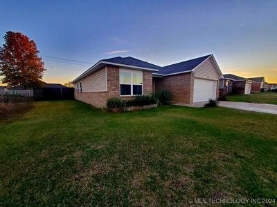 3633 E Augusta Ave, Muskogee, OK, 74403