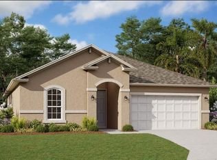 2886 Supermarine Rd, Tavares, FL 32778