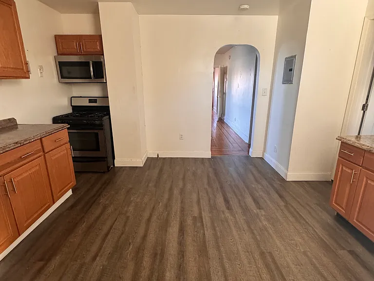 76 W 22nd St #2 — Photo 8