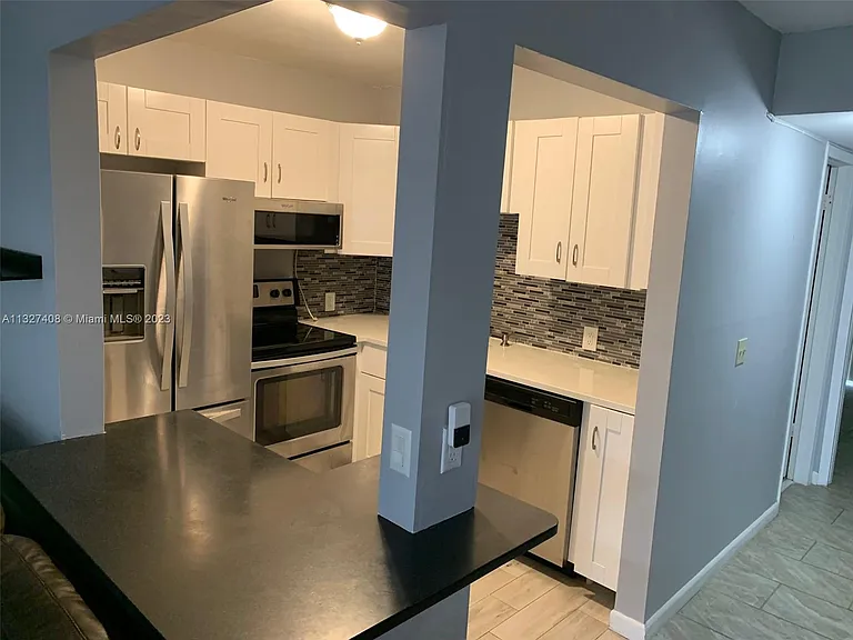 217 Fanshaw Dr #F-unit 217 — Photo 9
