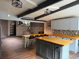 2830 Floral Rd NW UNIT B, Albuquerque, NM 87104