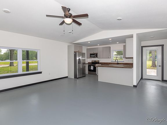 4th image of 5371 County Road 8800