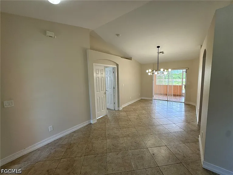 4914 7th St W — Photo 16