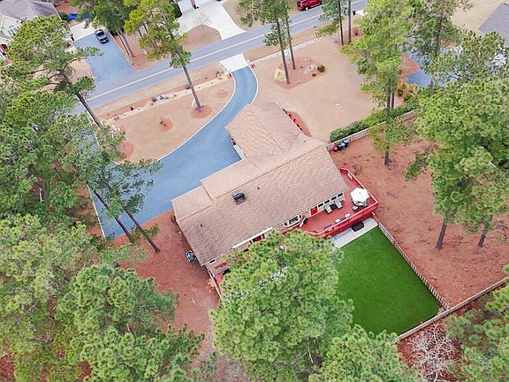 3rd image of 30 Sabbatia Drive
