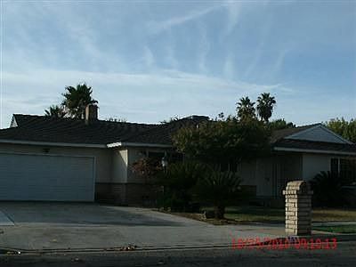 2nd image of 755 E Spruce Ave