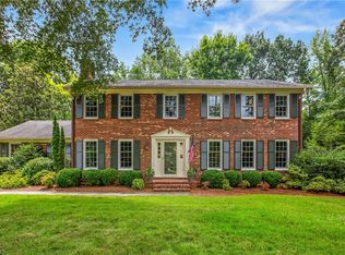 1236 Sturbridge Ave, High Point, NC 27262