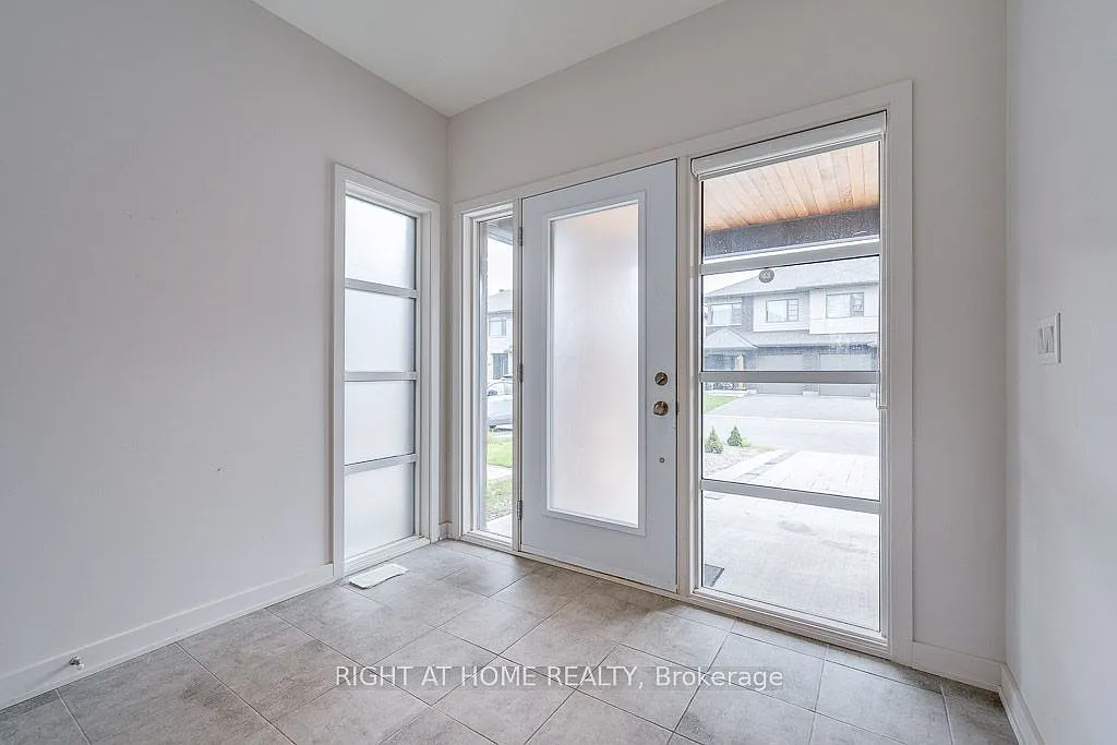 3 bed, $2,800 — Photo 4