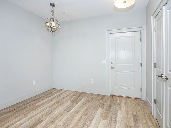5th image of 2501 Bienville Blvd #424