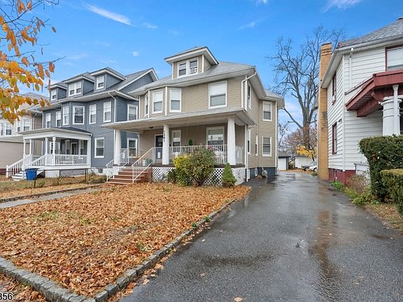 2nd image of 263 Stiles St