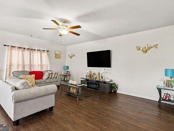 5th image of 3715 Tommyhawk Ct