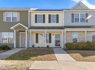402 Streamwood Dr, Jacksonville, NC 28546